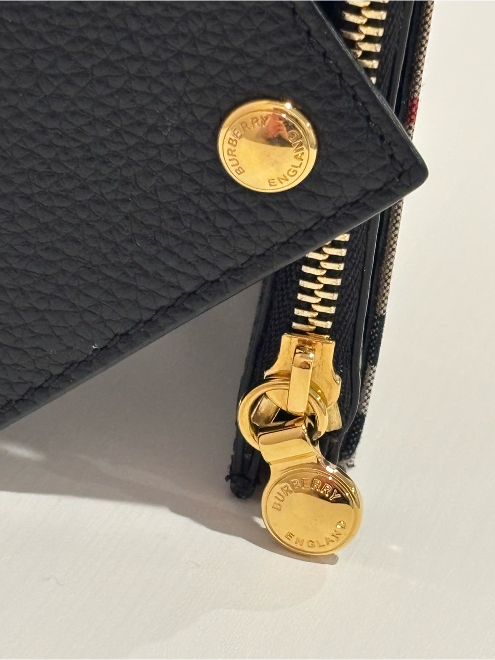 Burberry Compact Wallet Trifold Wallet Women Accessory Original Collection 🖤EUC - Picture 11 of 15